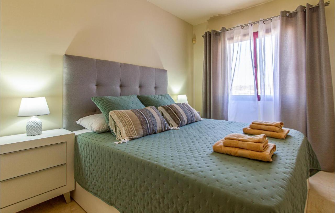 Amazing Apartment In Los Alcazares With Kitchen Exterior photo